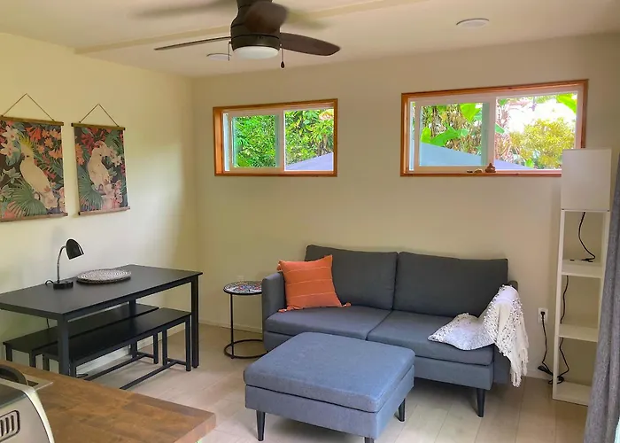 Seaside House And Aloha Bungalow
